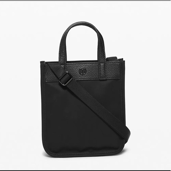lululemon athletica Handbags - Lululemon🍋Now and Always tote-Micro⭐️firm price